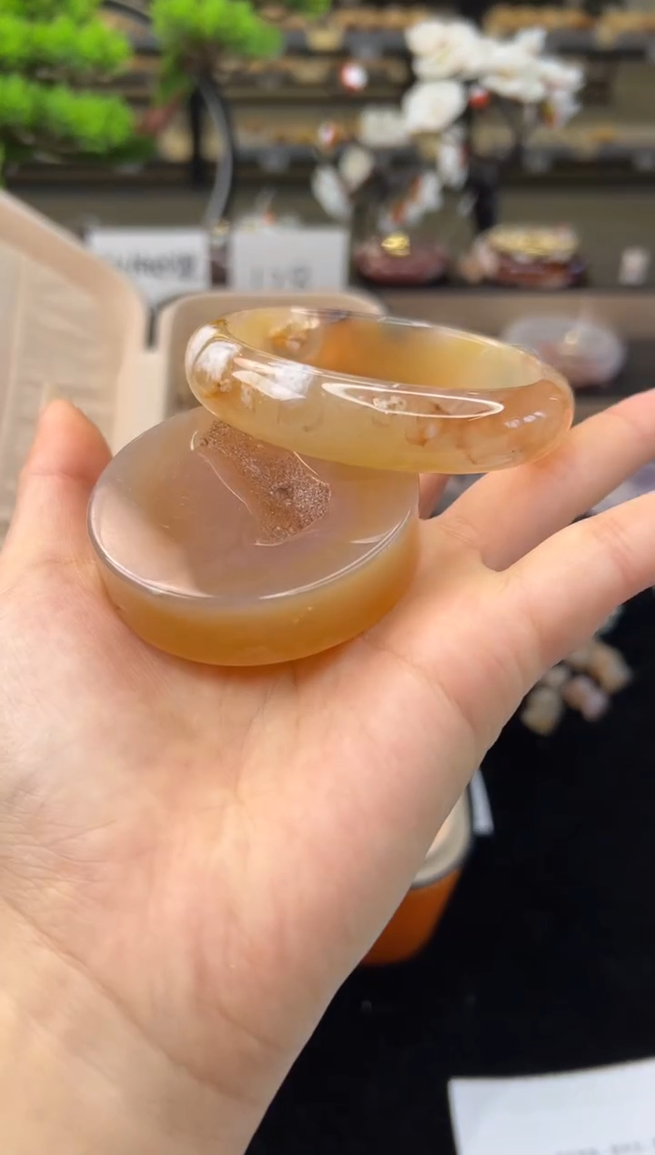 【闪购商品】石英质玉手镯未镶嵌60圈口（赠送镯心）11374