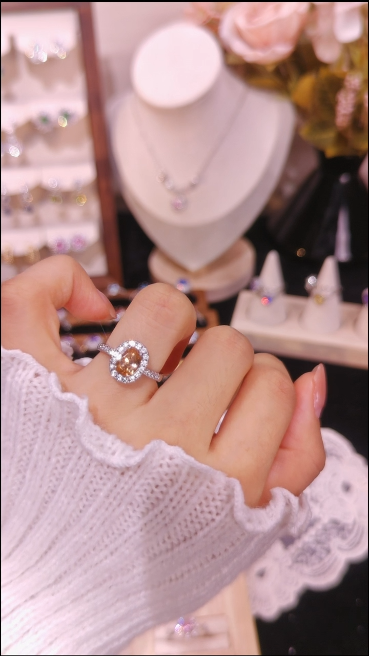 合金无黄色鸽子蛋戒指