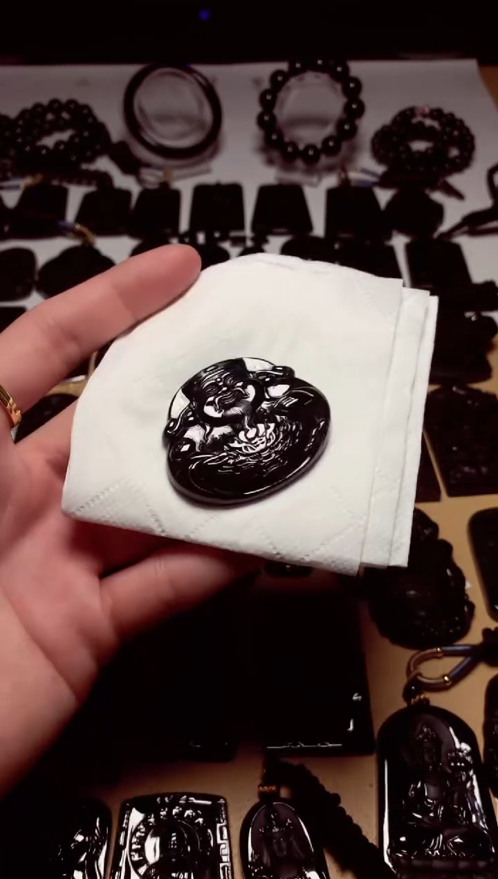 翡翠未镶嵌吊坠(不含链)翡翠吊坠