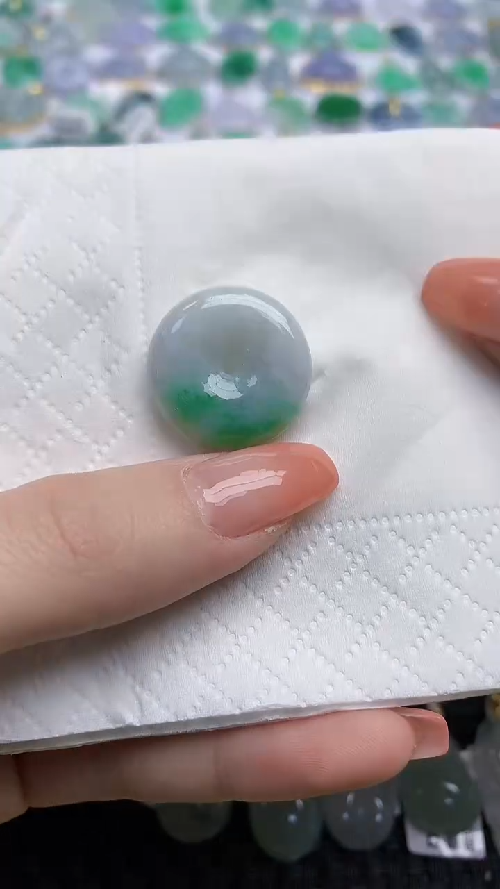 【闪购商品】翡翠颈饰18K金镶嵌天然翡翠A货