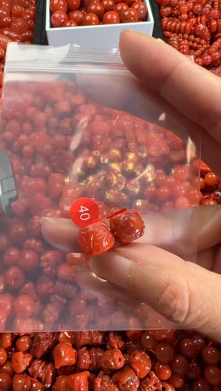 【闪购商品】南红玛瑙颈饰未镶嵌1