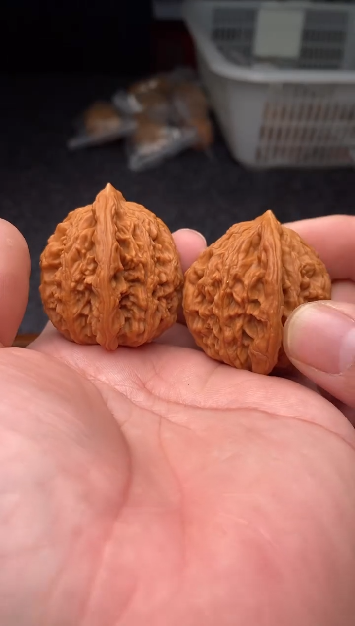 把件文玩核桃b199号42尺虎头