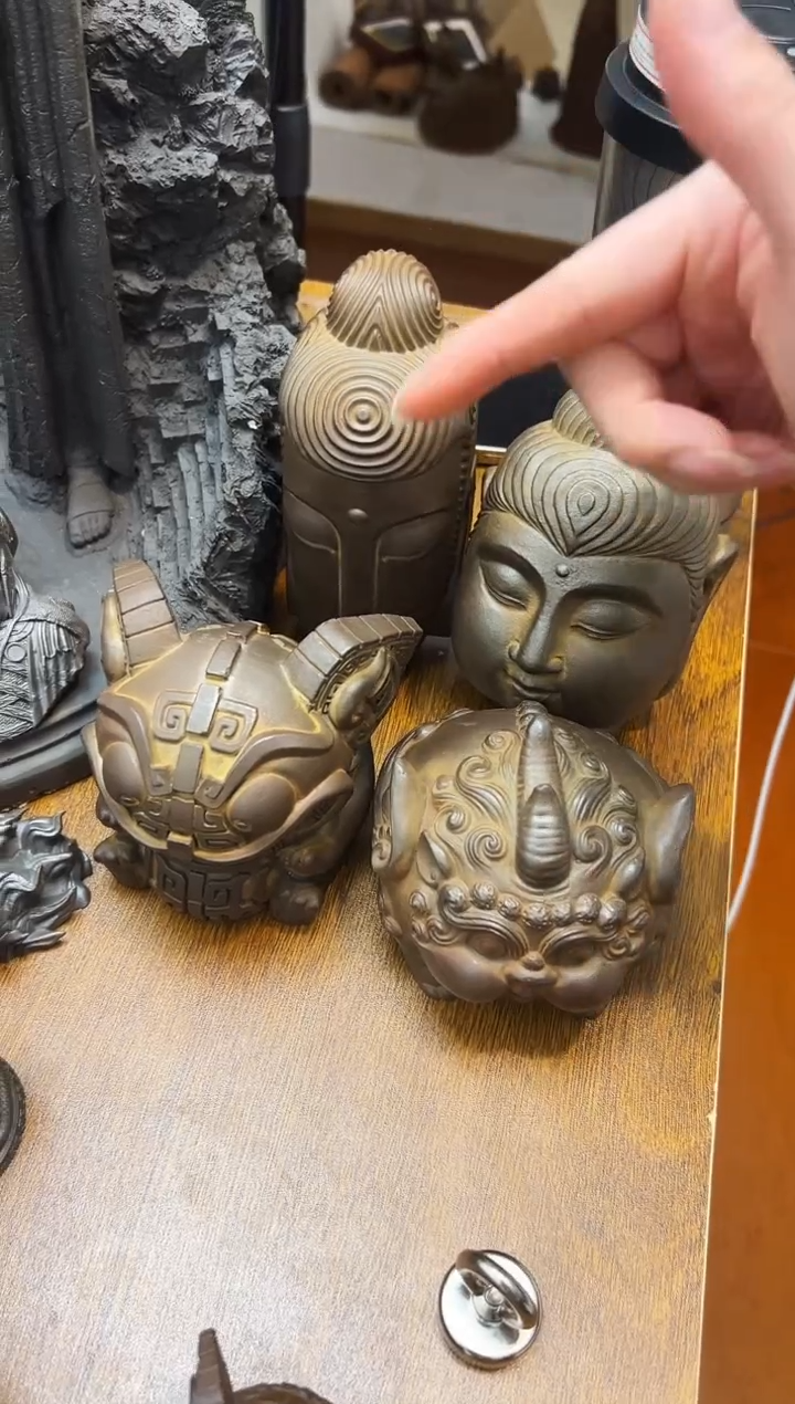 金属一****师实心铁艺--无相佛头  大吞金兽  大貔貅  胖佛头