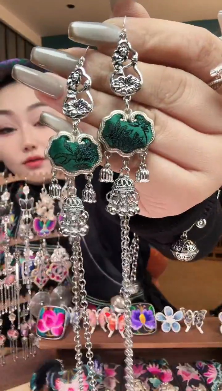 刺绣纯手工民族风刺绣耳环