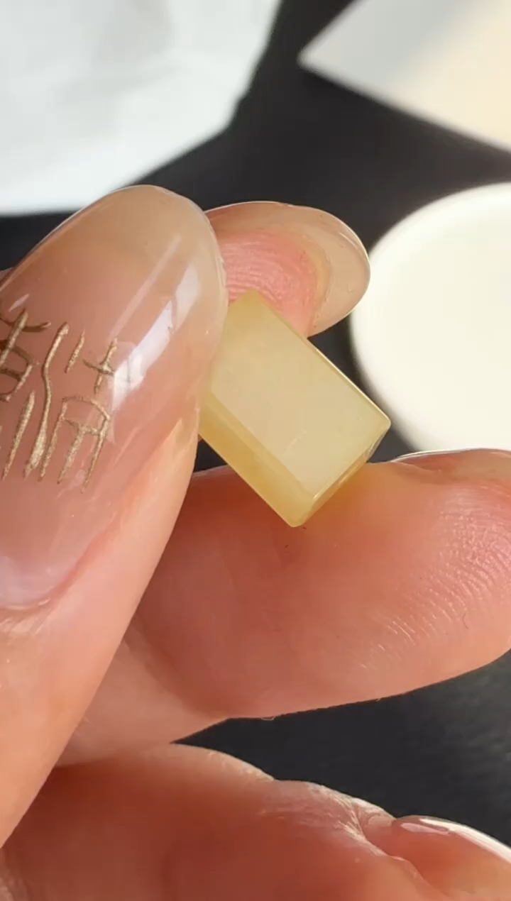 颈饰未镶嵌翡翠300