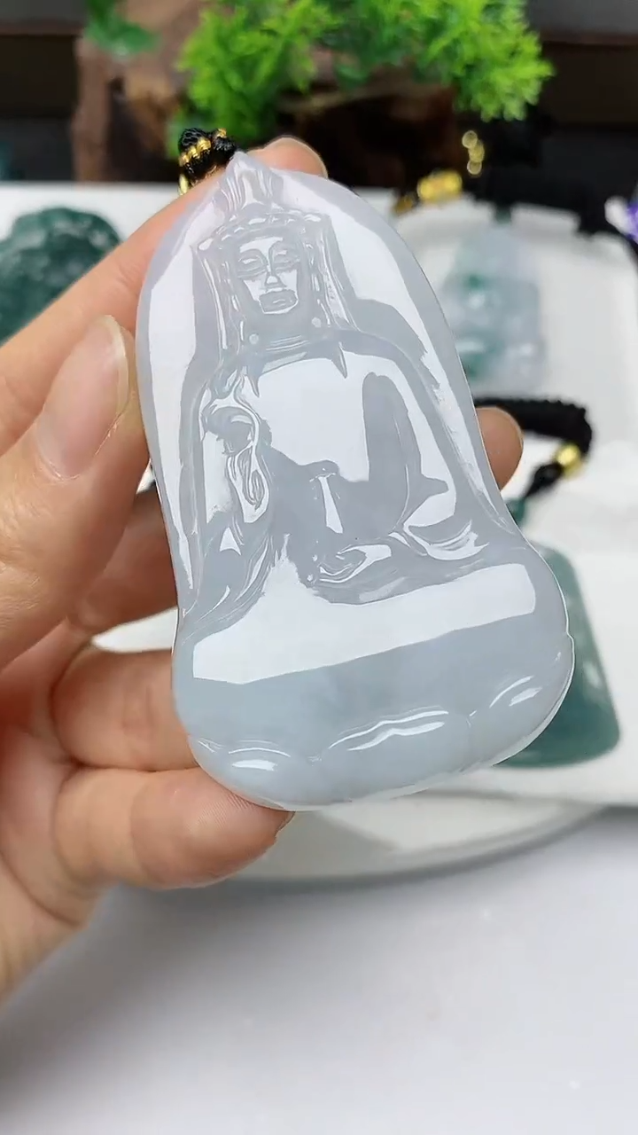 【闪购商品】翡翠颈饰未镶嵌