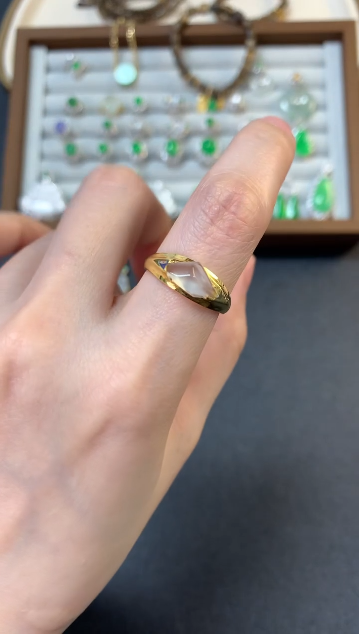 【闪购商品】翡翠戒指18K金镶嵌戒指2680