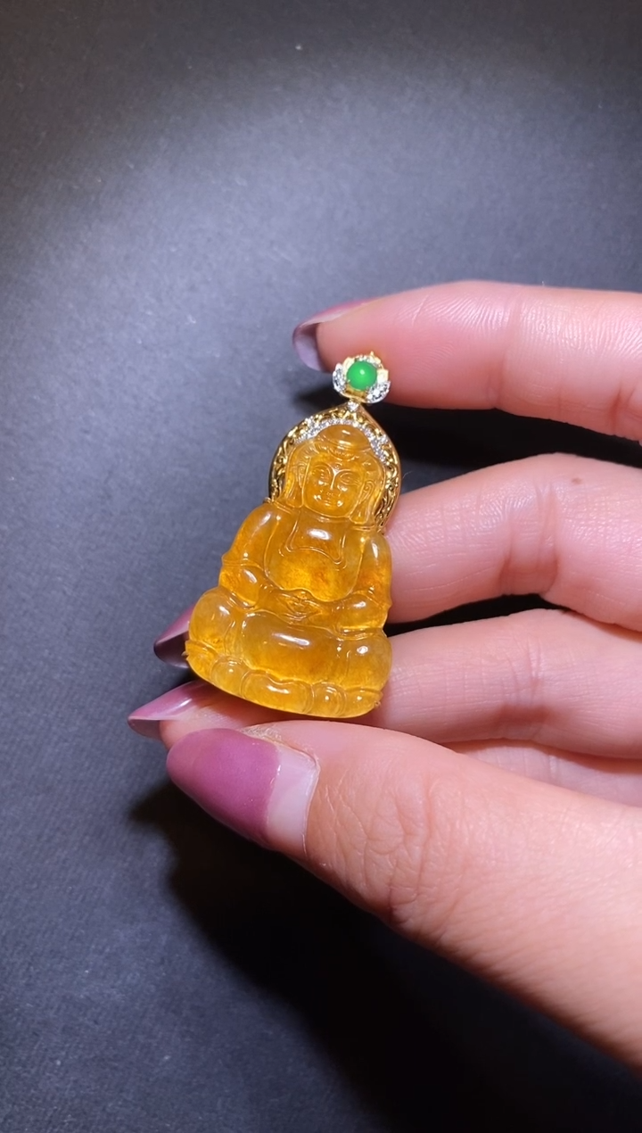 颈饰18K金镶嵌翡翠翡翠观音吊坠