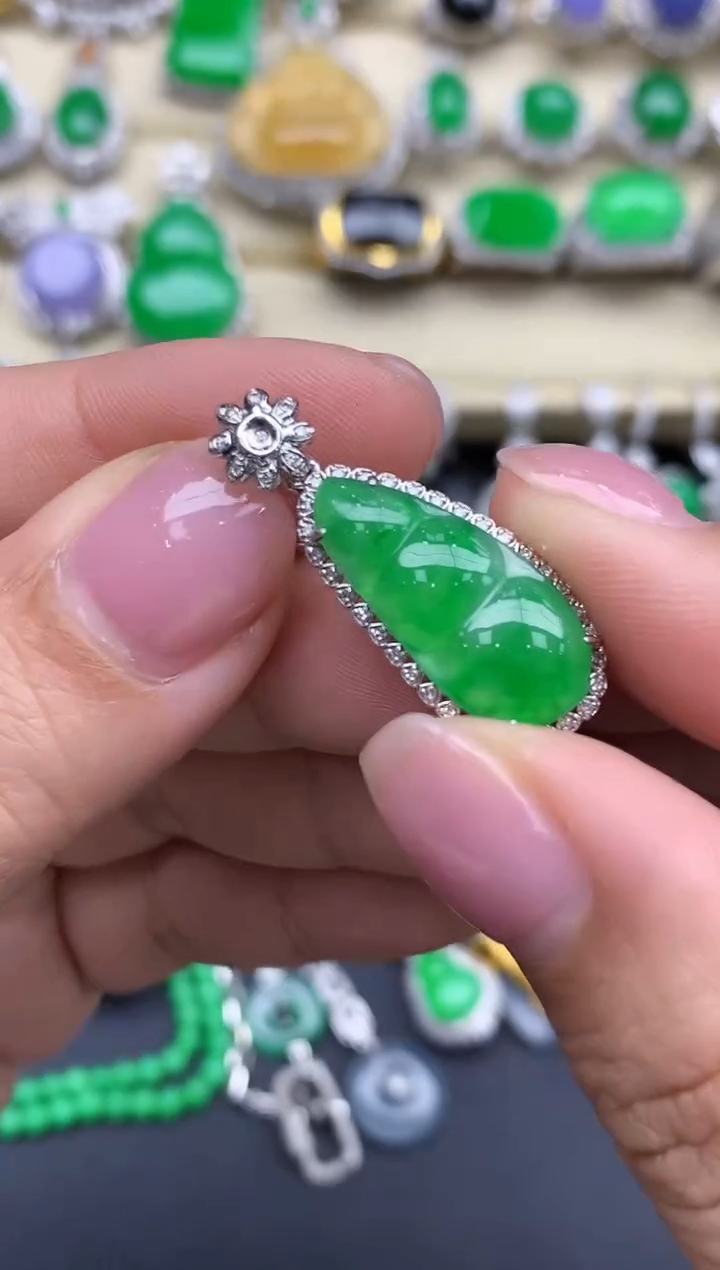 【闪购商品】翡翠颈饰18K金镶嵌462-中国好珍宝