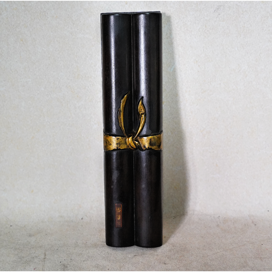 文华开物第174期拍品 2 清 紫檀雕绶带纹描金文房盒