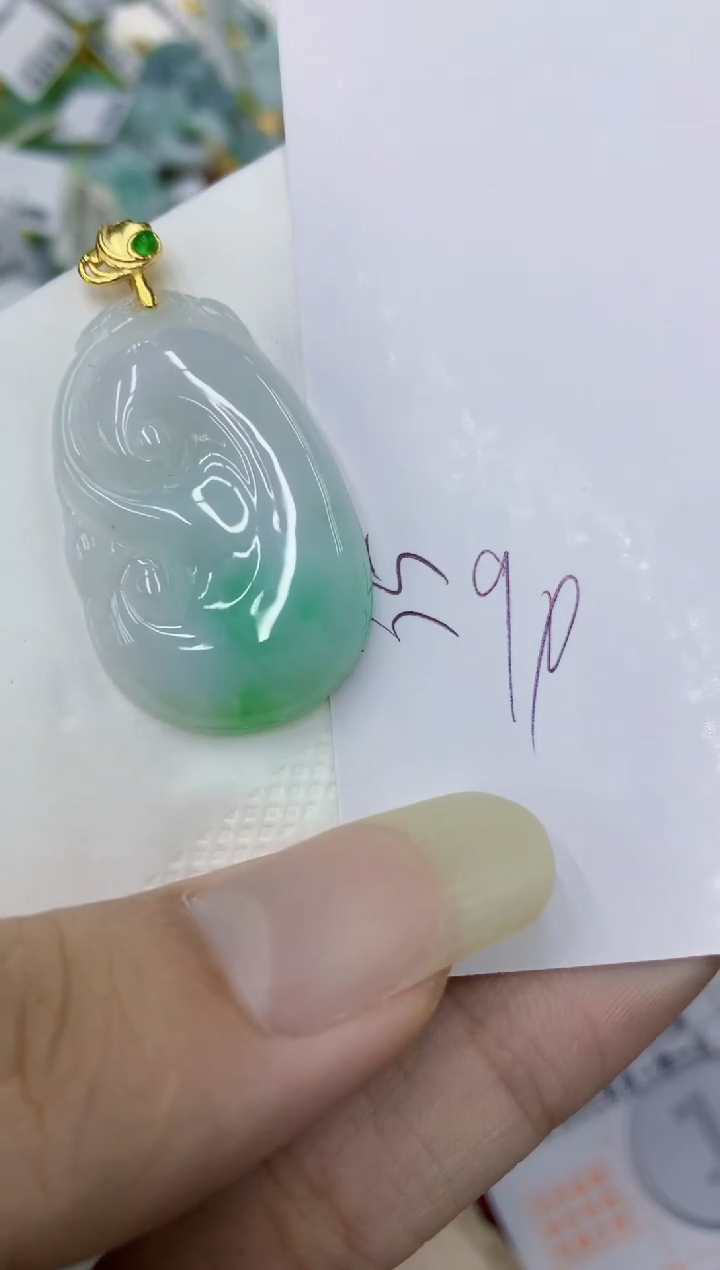 翡翠未镶嵌颈饰111111111111