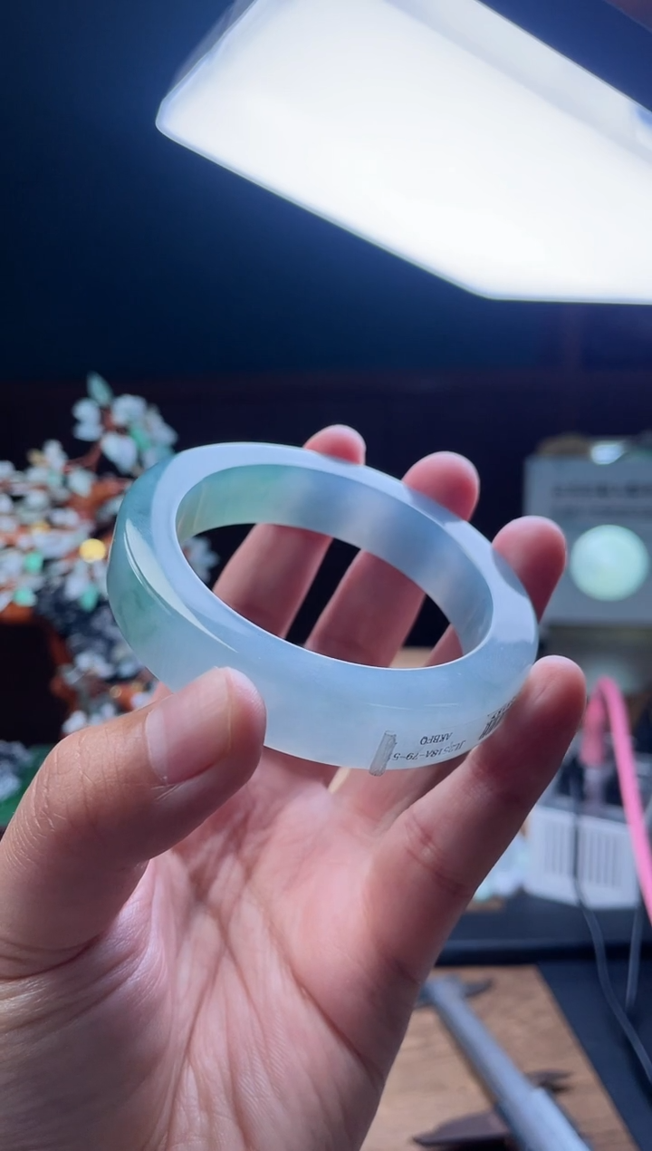 【闪购商品】定制翡翠手镯未镶嵌定制