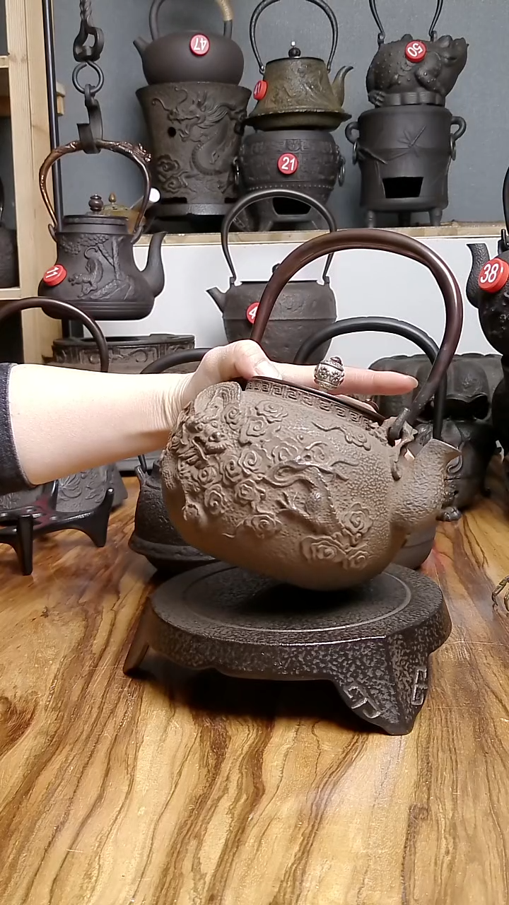 铸铁应***哥大云龙处理壶