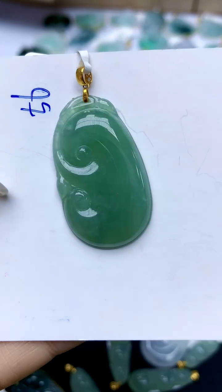 【闪购商品】翡翠颈饰18K金镶嵌天然A货翡翠