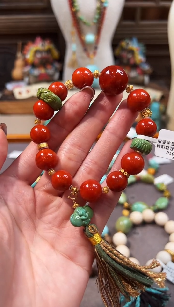 18K金镶嵌手链南红玛瑙南红手链