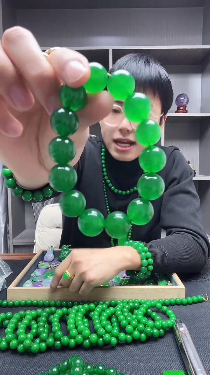 未镶嵌手链翡翠手链