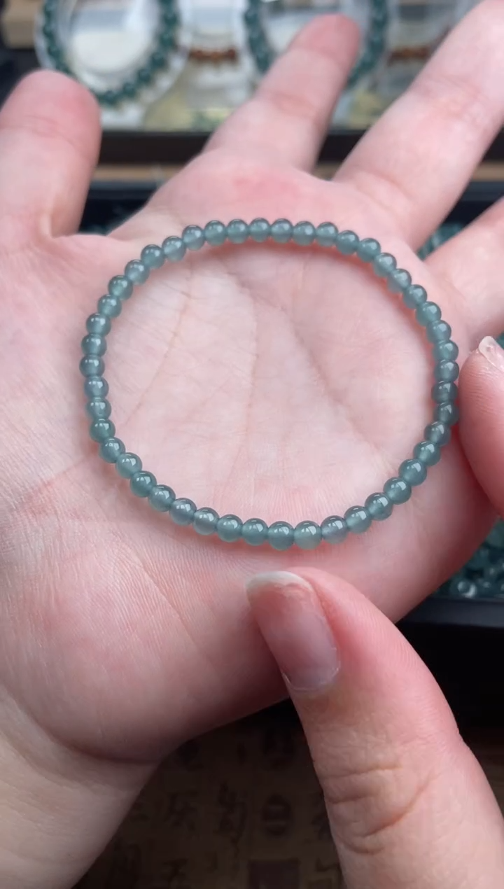 【闪购商品】翡翠手链未镶嵌多样性发货小米珠46颗卡3.8