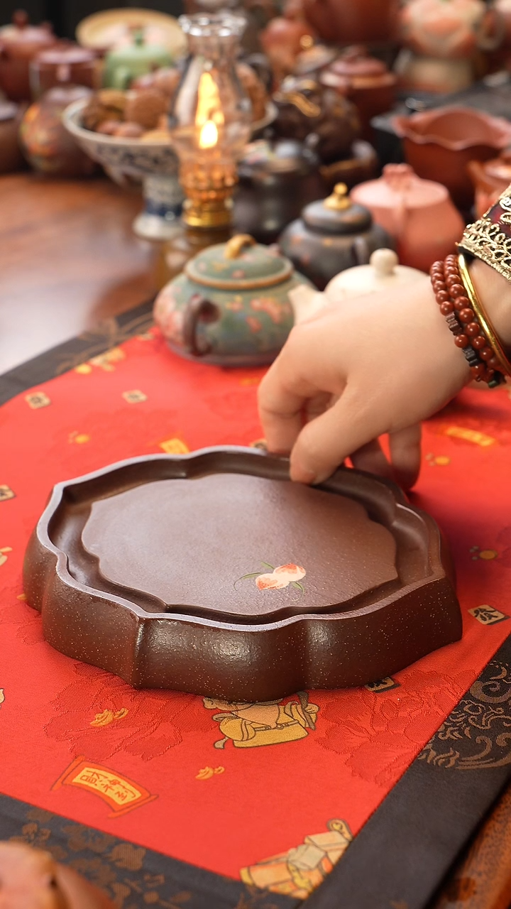 茶壶紫砂紫玉金砂寿桃盘子