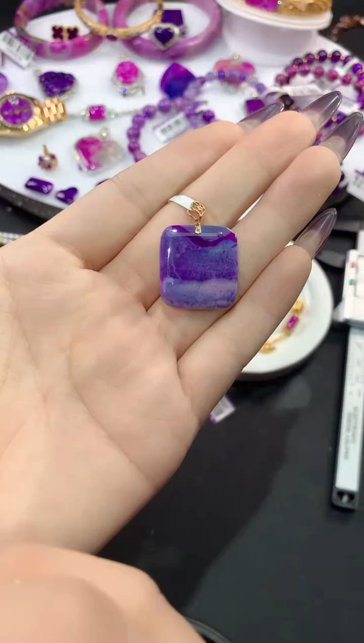 苏纪石（舒俱来）18K金镶嵌.吊坠