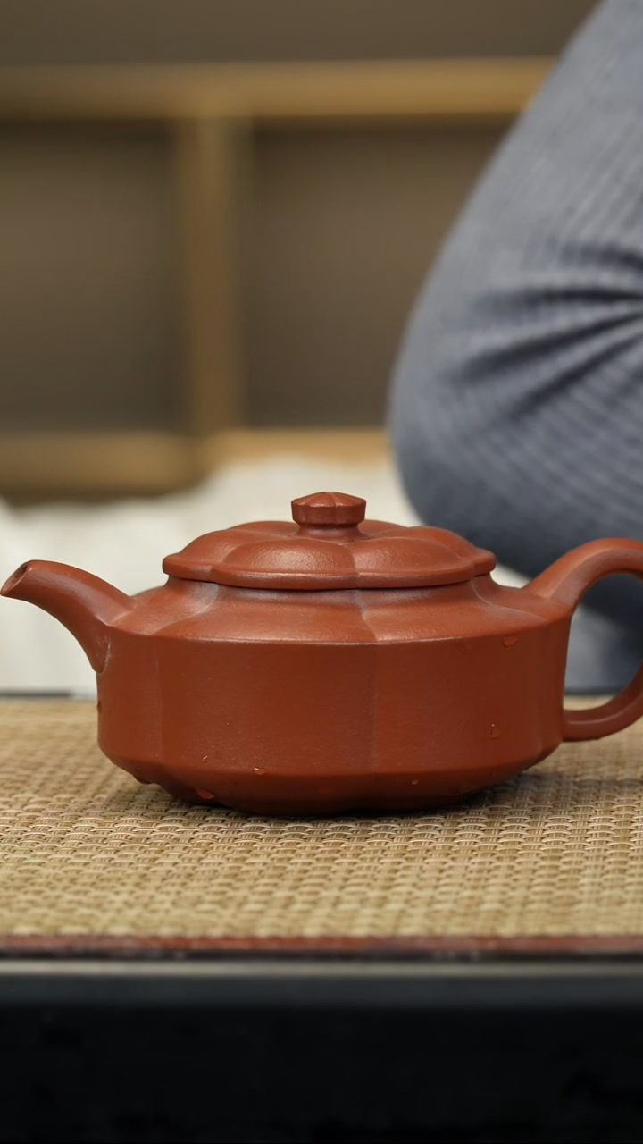 【闪购商品】紫砂茶壶生砂筋纹海棠220c瑕
