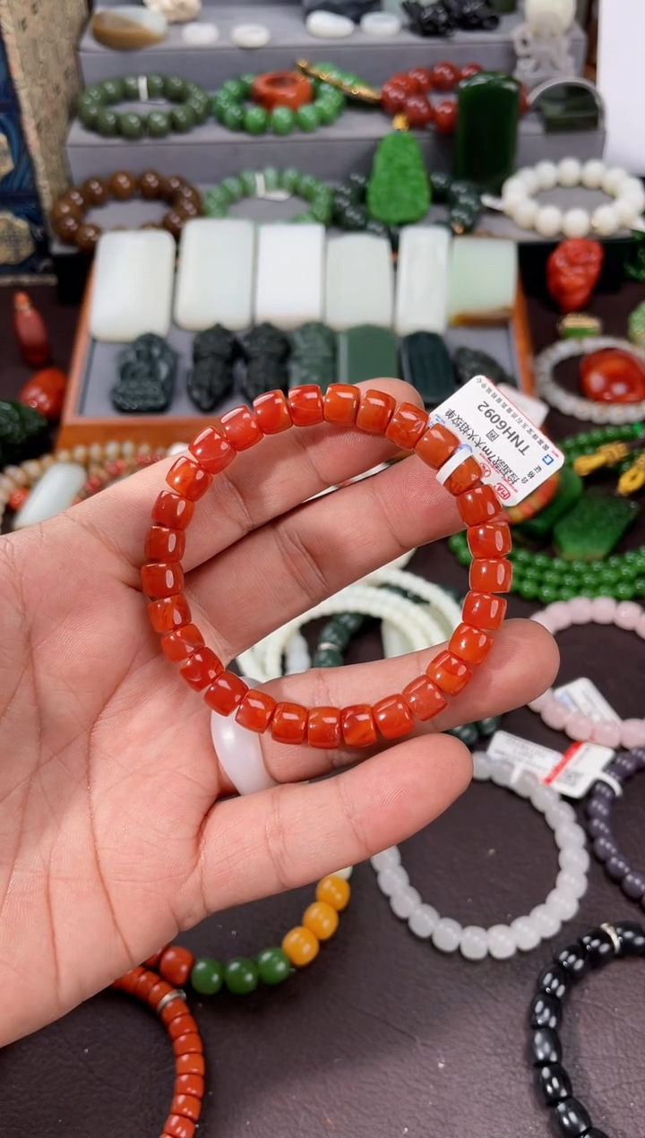 【闪购商品】南红玛瑙手串未镶嵌 多样性发一件TNH6092