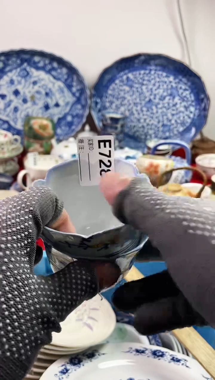 瓷片云**螭77777777777 E728