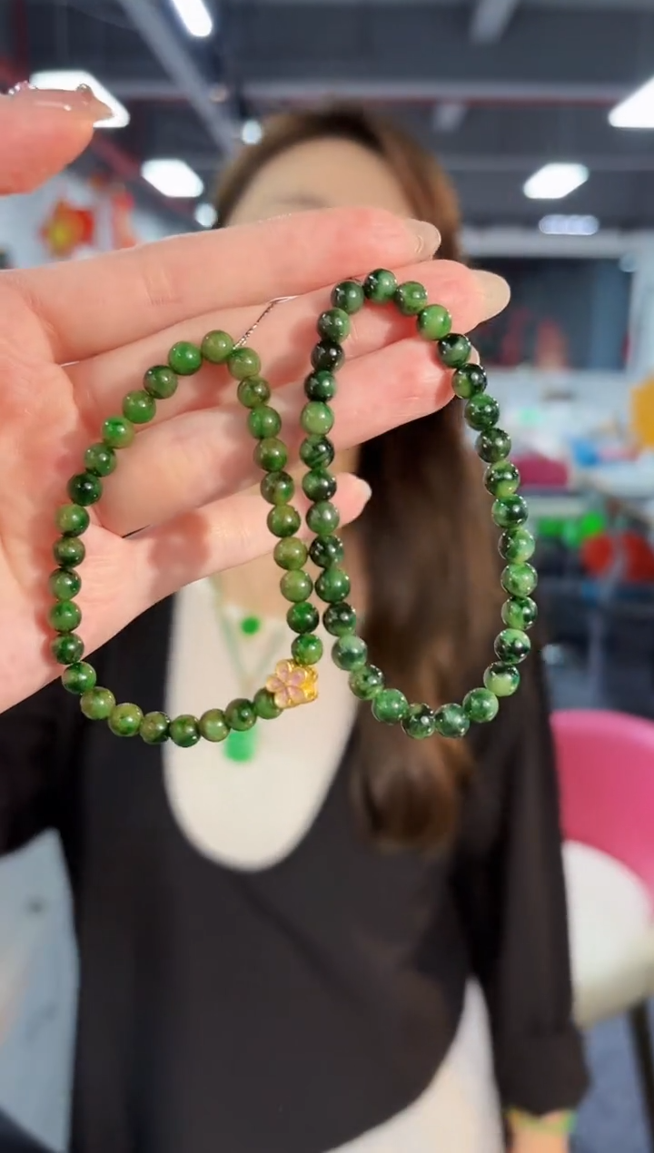 【闪购商品】翡翠手串未镶嵌缅料A货/多样性发货/一件