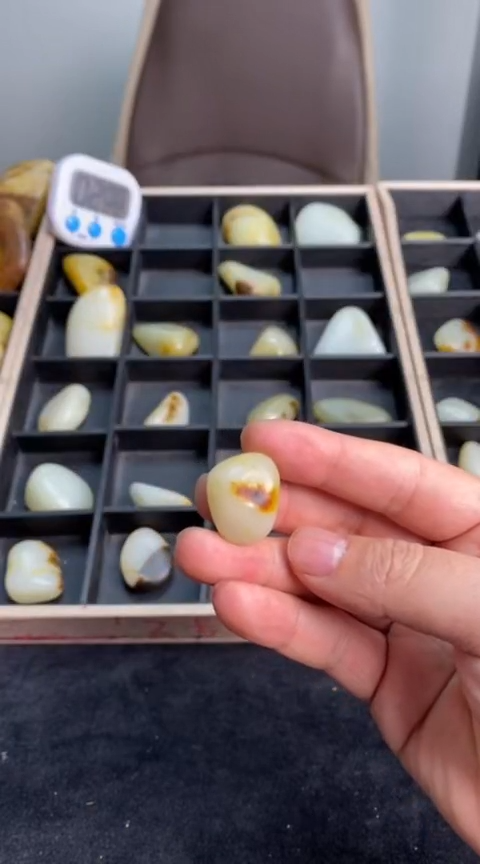 【闪购商品】和田玉（糖玉）吊坠未镶嵌和田玉