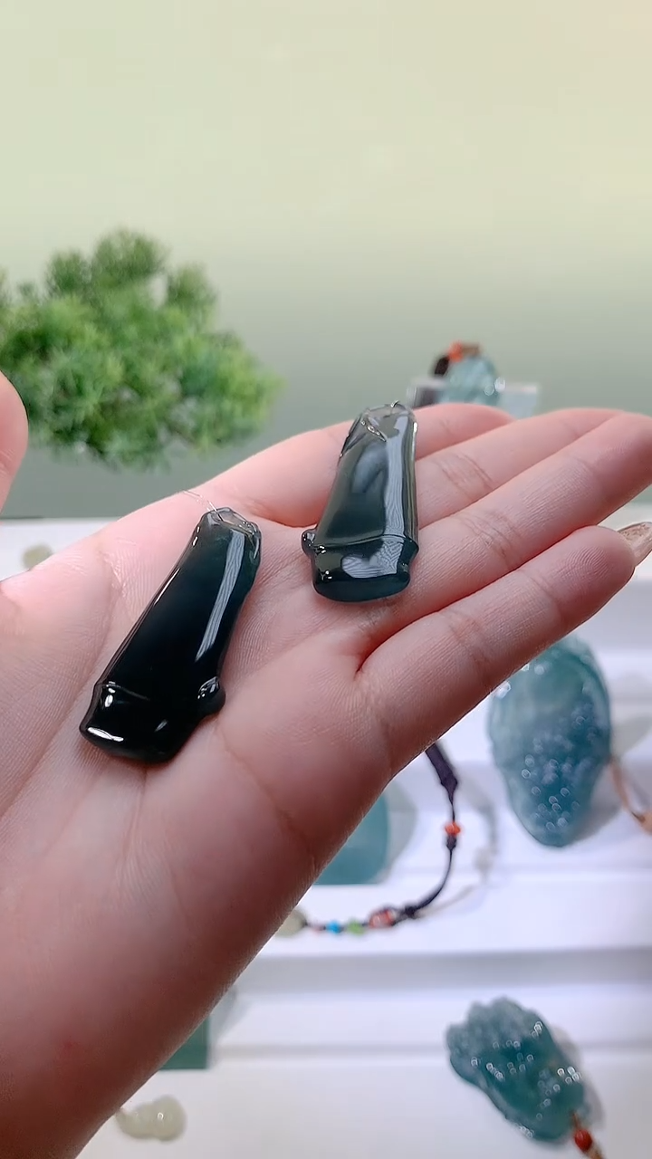 翡翠未镶嵌吊坠(不含链)天然A货翡翠-多样性发其一-竹节