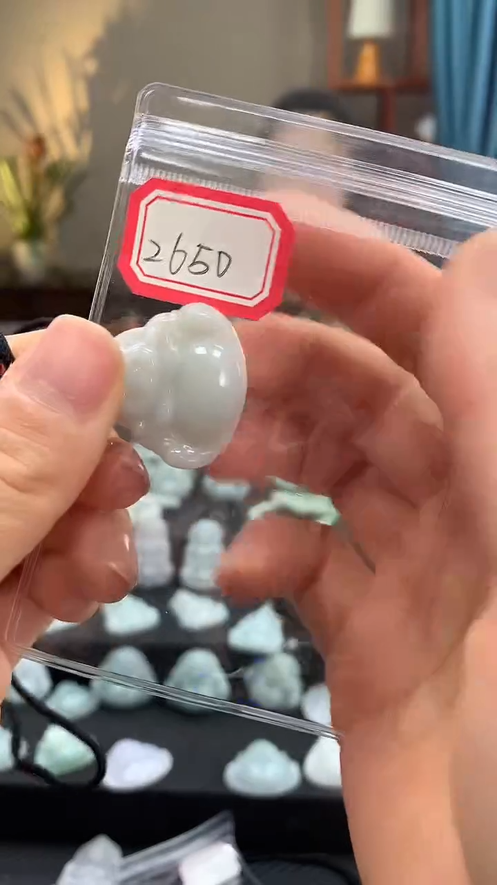 颈饰未镶嵌翡翠佛公2650