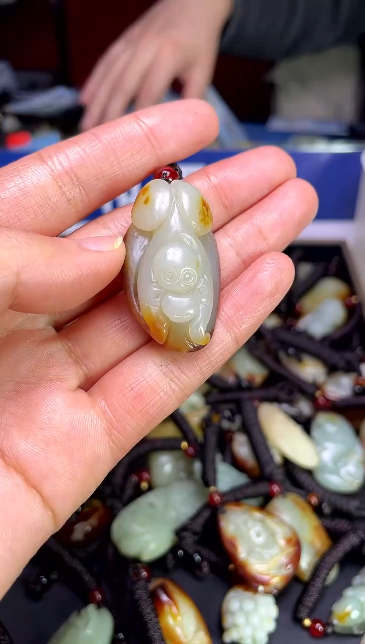 【闪购商品】和田玉颈饰未镶嵌321