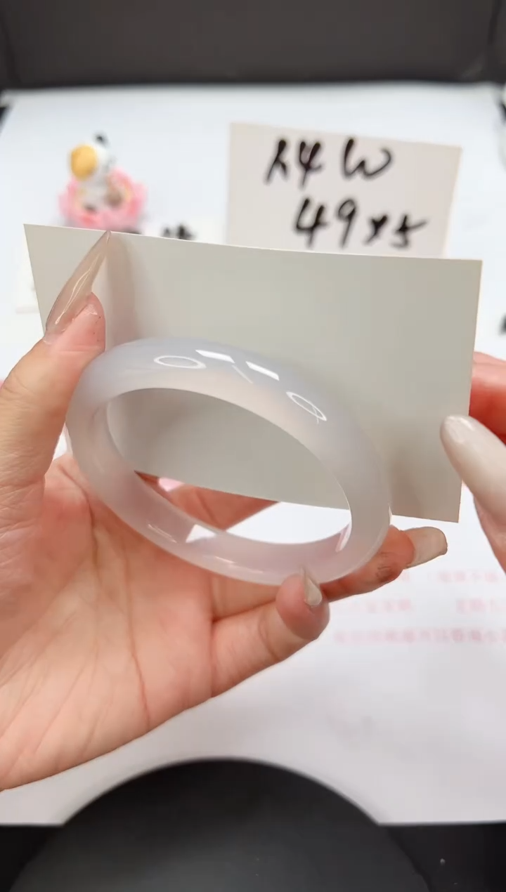【闪购商品】石英质玉手镯未镶嵌A200-61