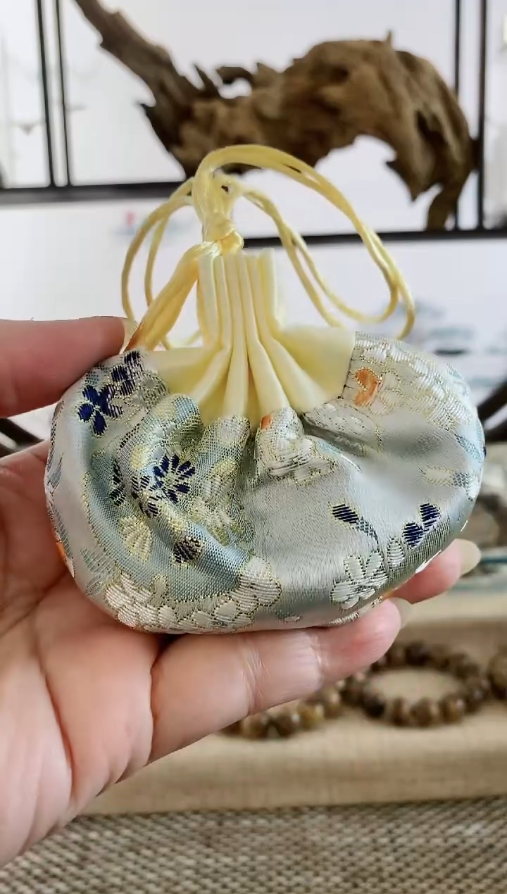 沉香沉香香囊天然沉香叶子香包