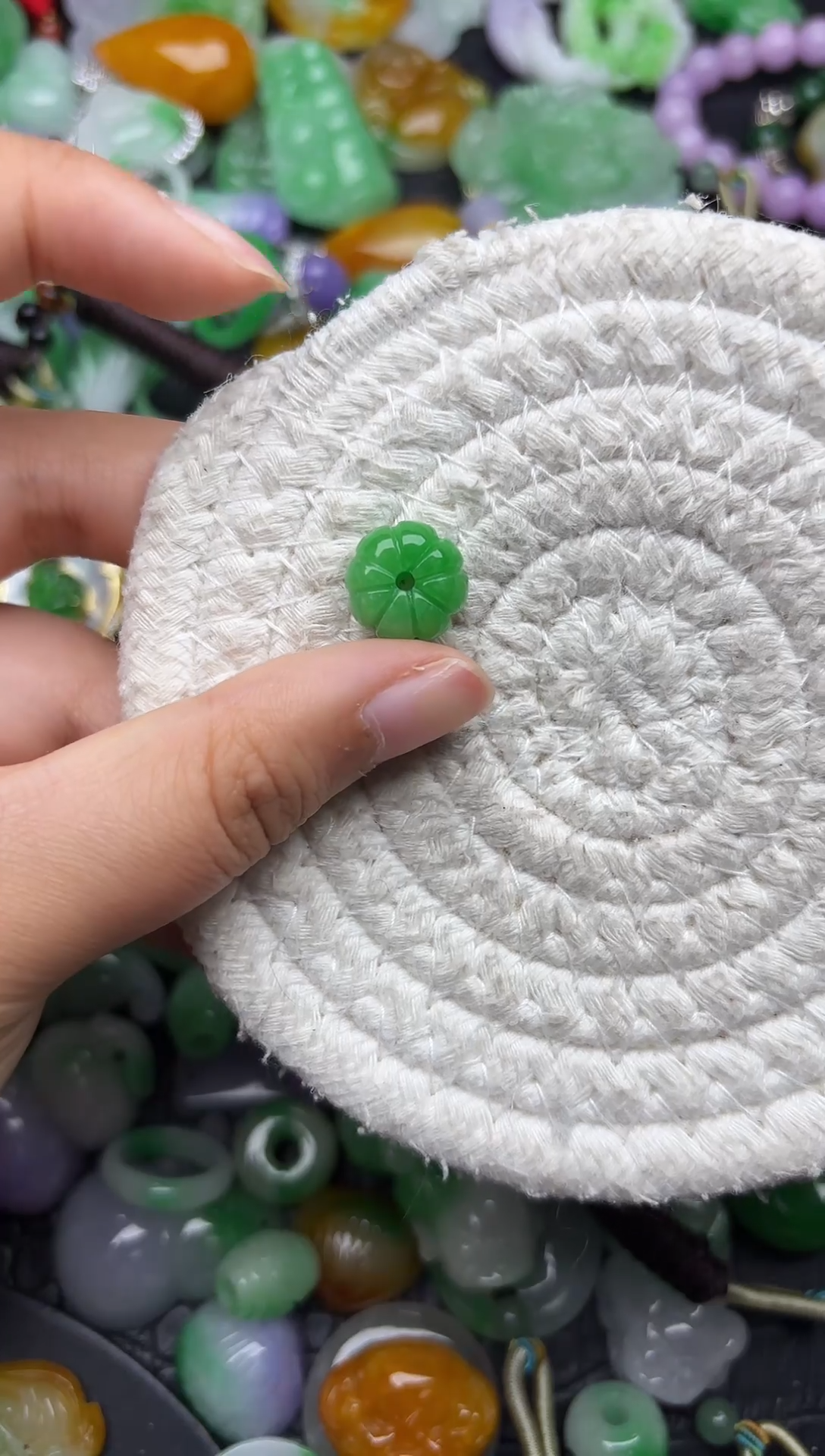 颈饰未镶嵌翡翠缅甸翡翠吊坠