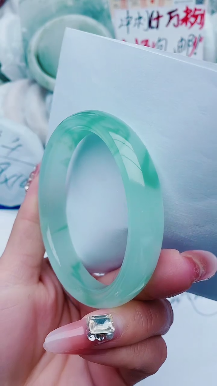 【闪购商品】石英质玉手镯未镶嵌C70-62-63