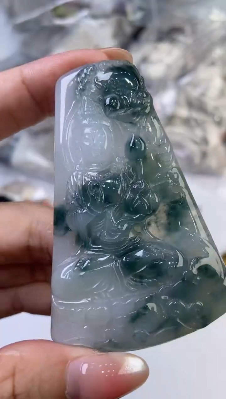 翡翠挂件未镶嵌290843   