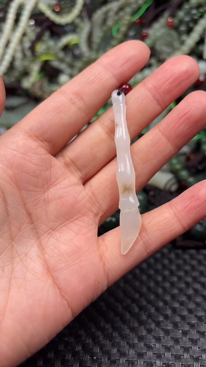 【闪购商品】和田玉颈饰未镶嵌1