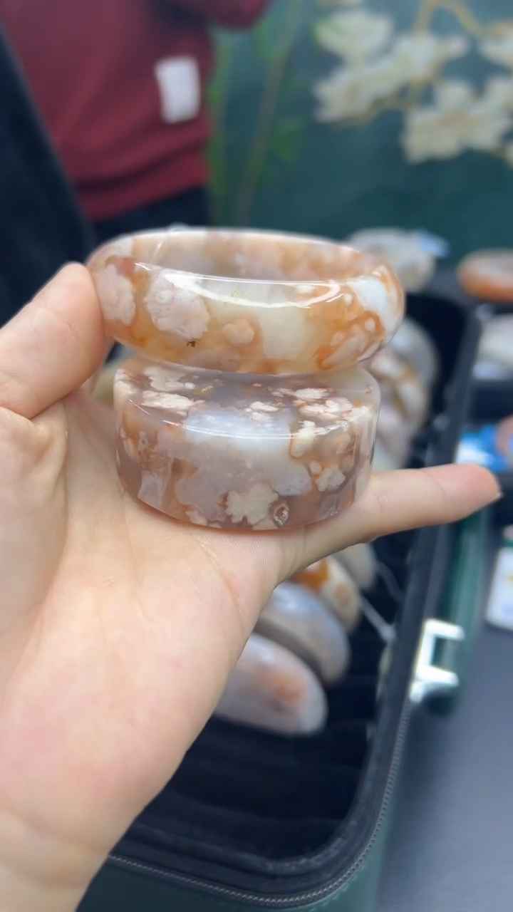 【闪购商品】石英质玉手镯未镶嵌A229(56圈赠送镯心)