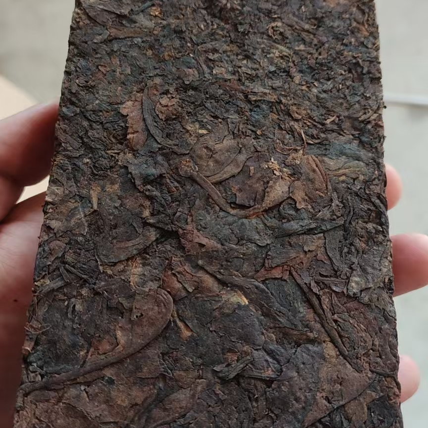 雪山村2018年古树熟茶砖（250g）