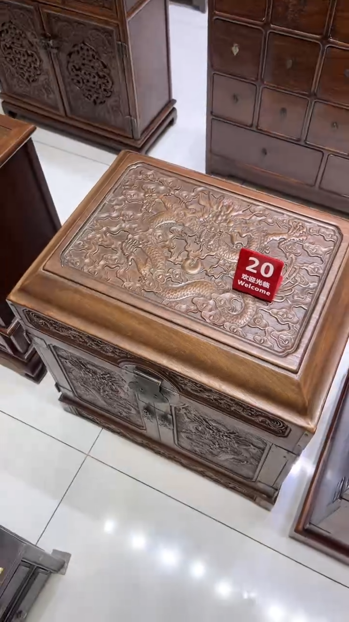 【闪购商品】木雕刻正龙大号官箱