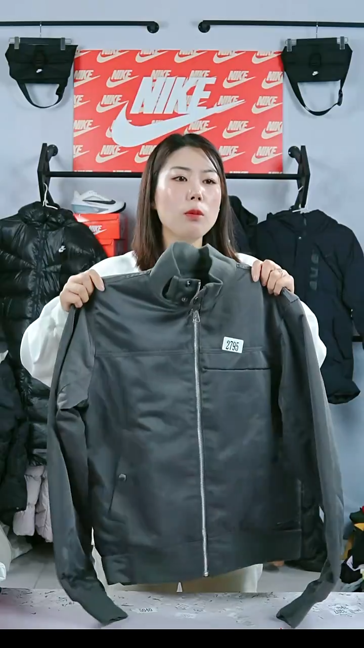 2749闪购编码运动衣以直播间过品为准尺码M