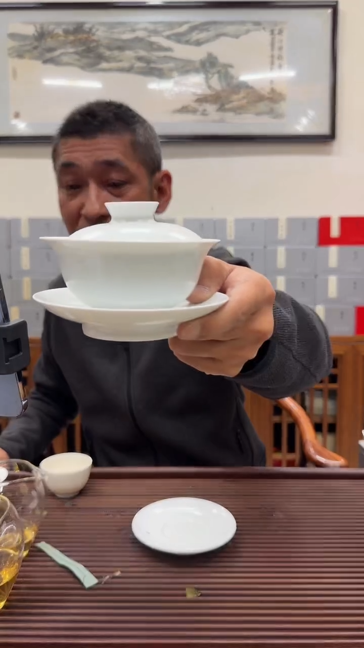 元宝老苏同款盖碗（景德镇全手工）