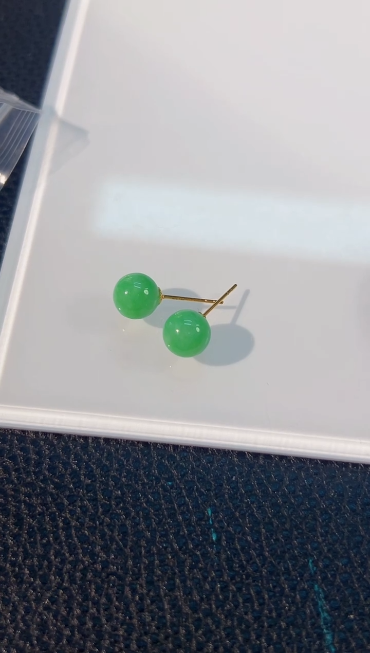 颈饰18K金镶嵌翡翠缅料A货/多样性发货/一件