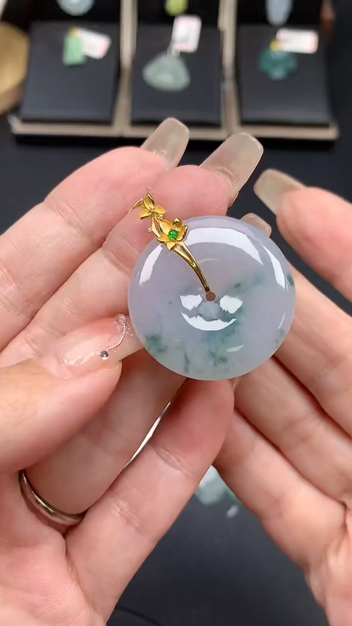 【闪购商品】翡翠吊坠(不含链)18K金镶嵌MS150860