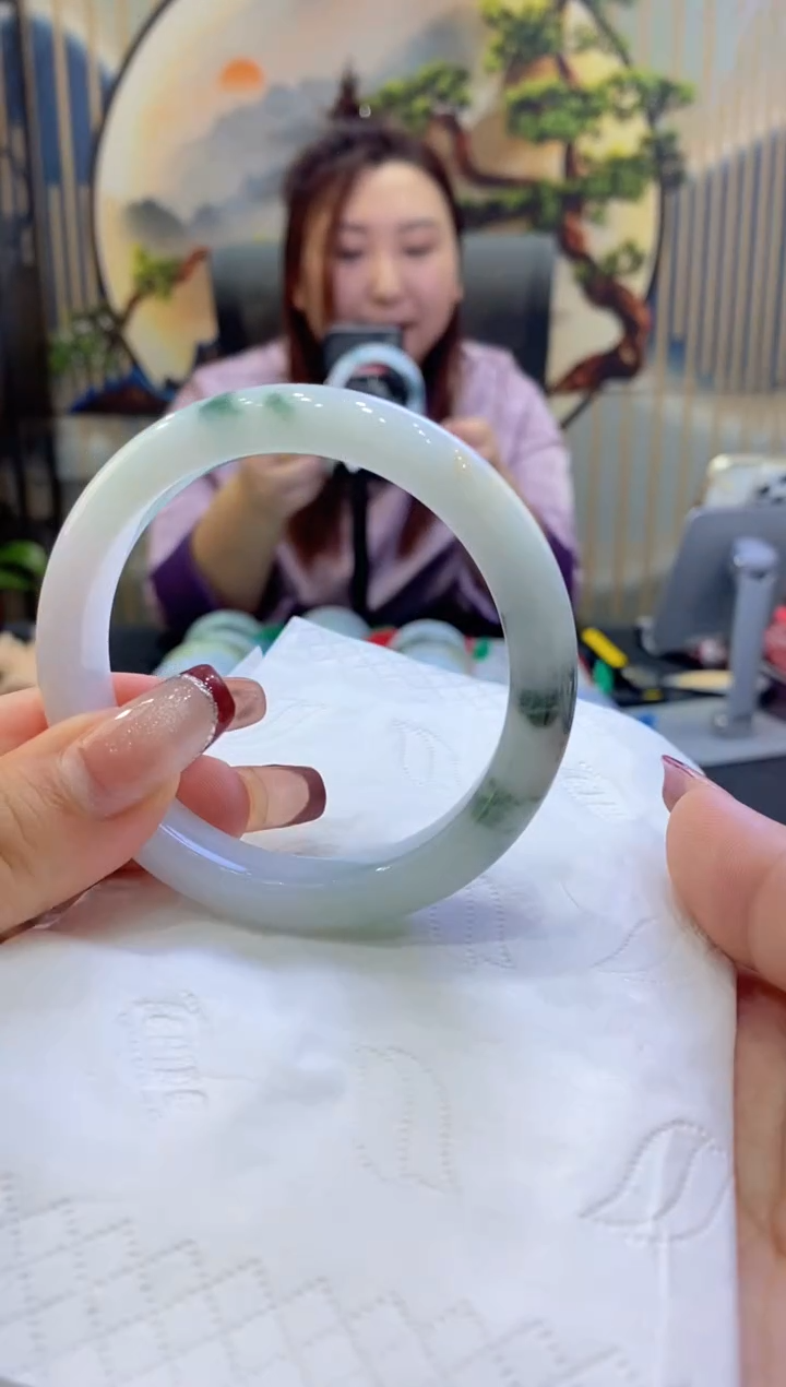 【闪购商品】翡翠手镯未镶嵌00009864