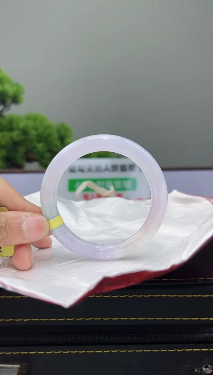 【闪购商品】翡翠手镯未镶嵌手镯7