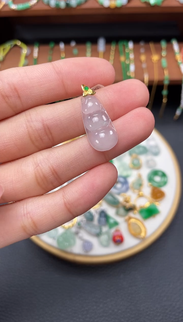 【闪购商品】翡翠吊坠(不含链)18K金镶嵌一个   JK153