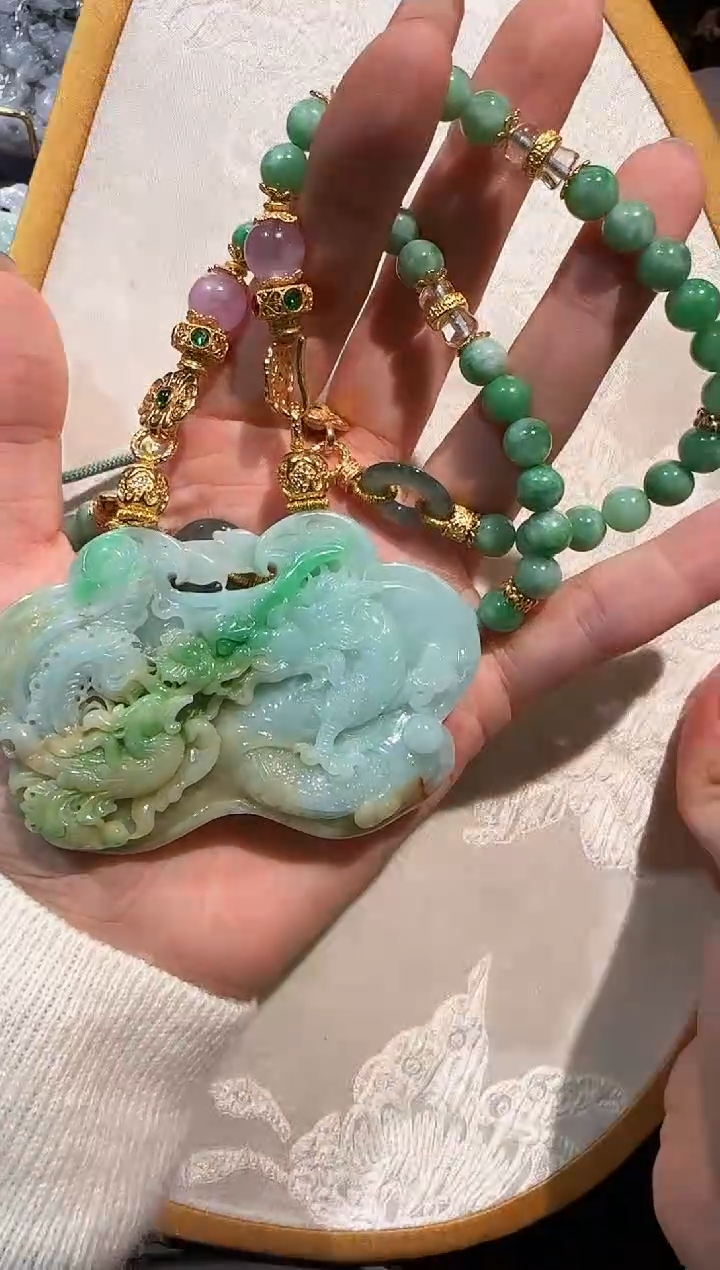 【闪购商品】翡翠颈饰未镶嵌国风