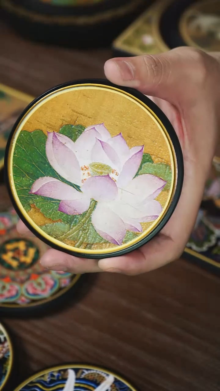 壹藏贰宝出水芙蓉杯垫一片