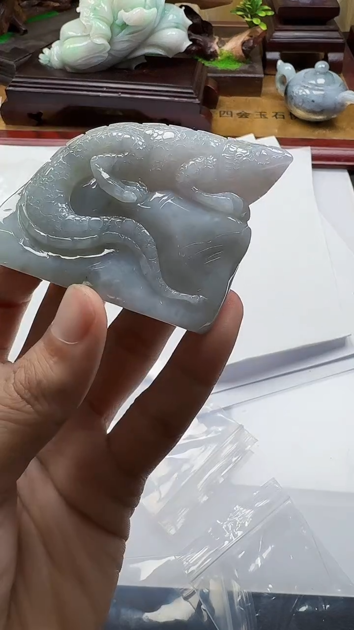 吊坠(不含链)未镶嵌翡翠1